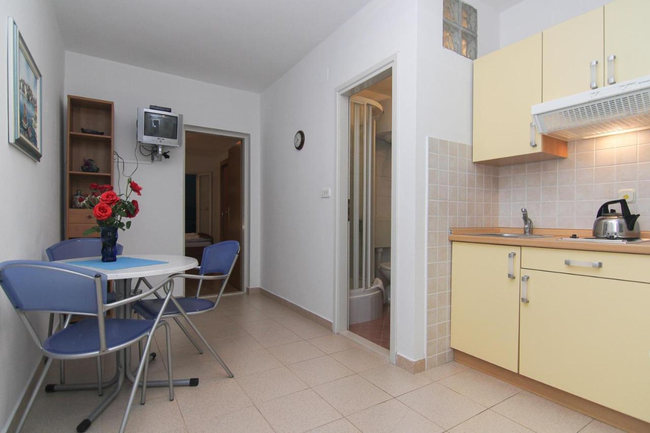 Apartments Villa Alex Подаца Екстериор снимка