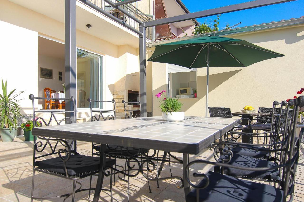 Apartments Villa Alex Подаца Екстериор снимка
