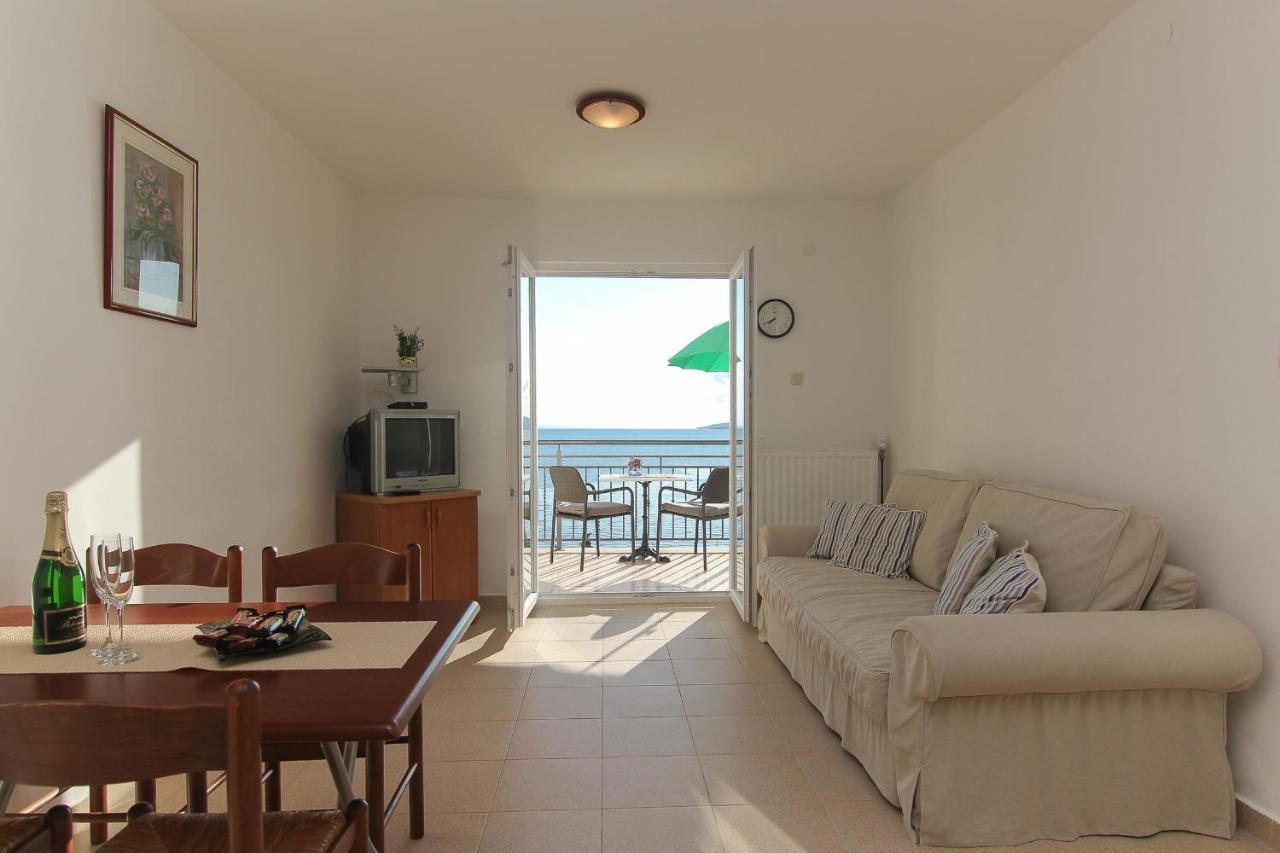 Apartments Villa Alex Подаца Екстериор снимка